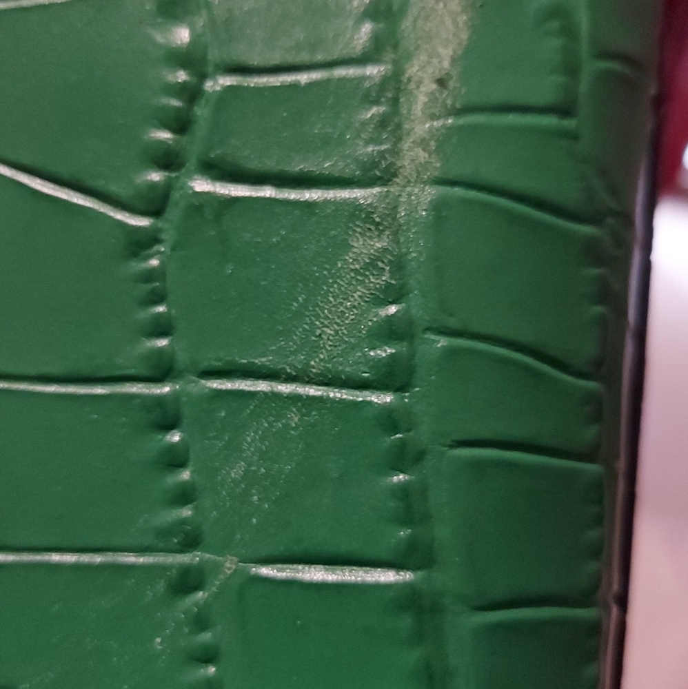 Diane Von Furstenberg Mini Viviana Emerald Embossed Croco Luxury Designe… - Picture 9 of 11